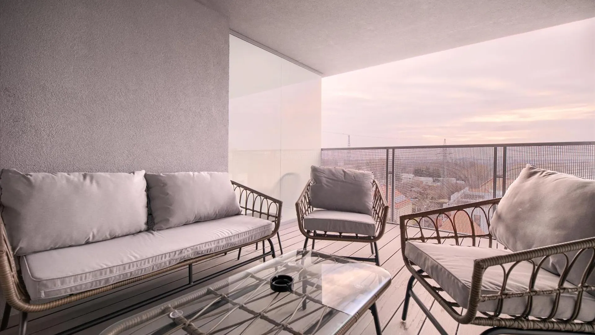 Aboutartapartments - Otynska 4 Wrocław Polen